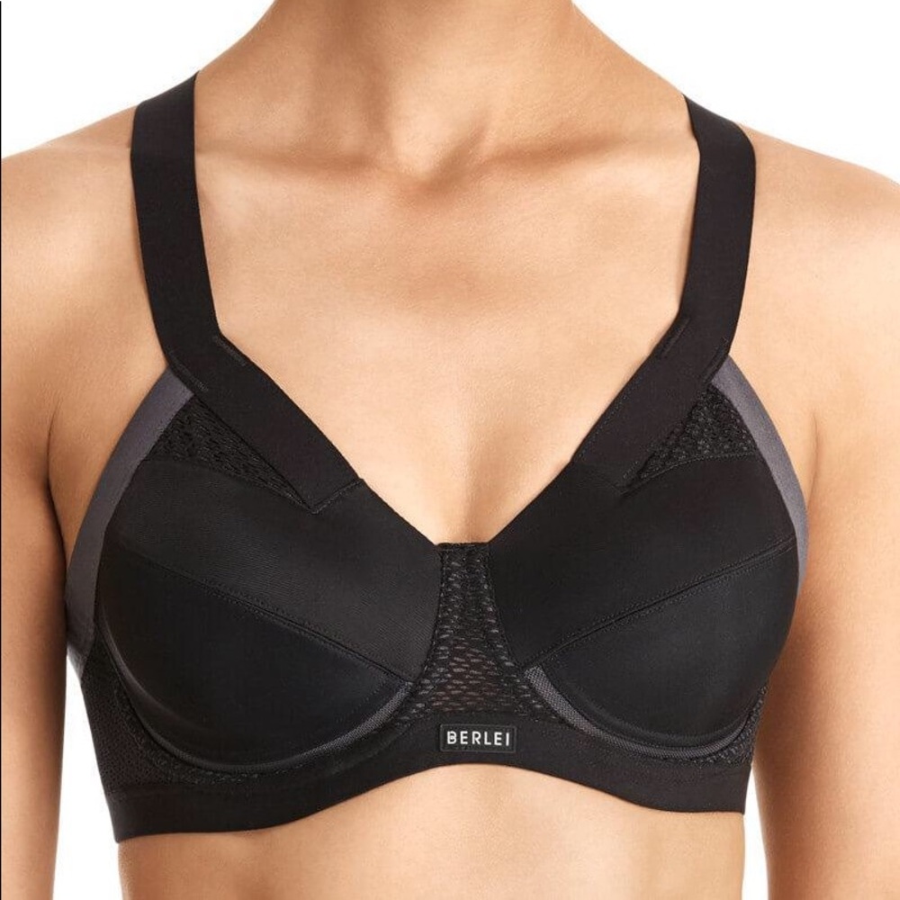 Berlei Shift Underwire Sports Bra - Black 30 DD